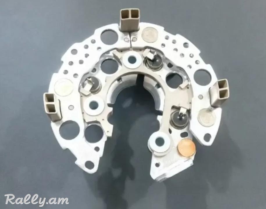 Honda դինամոյի զարյատկի ռելե, регулятор генератора. 7361