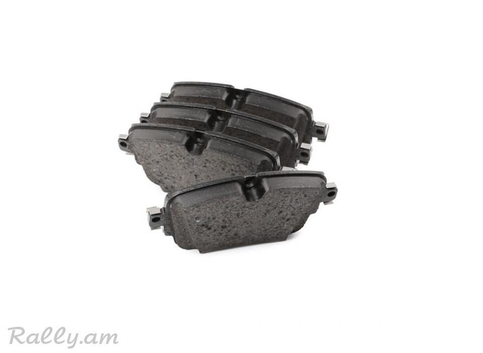 AUDI Q7 արգելակման կոճղակ հետևի, Колодки тормозные задние. 0322