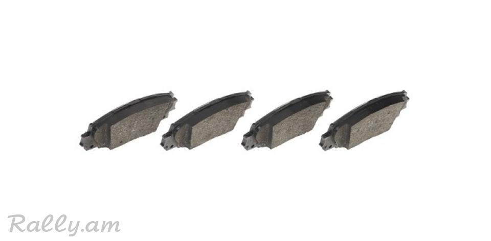TOYOTA PRIUS արգելակման կոճղակ դիմացի, Колодки тормозные передние. 1106