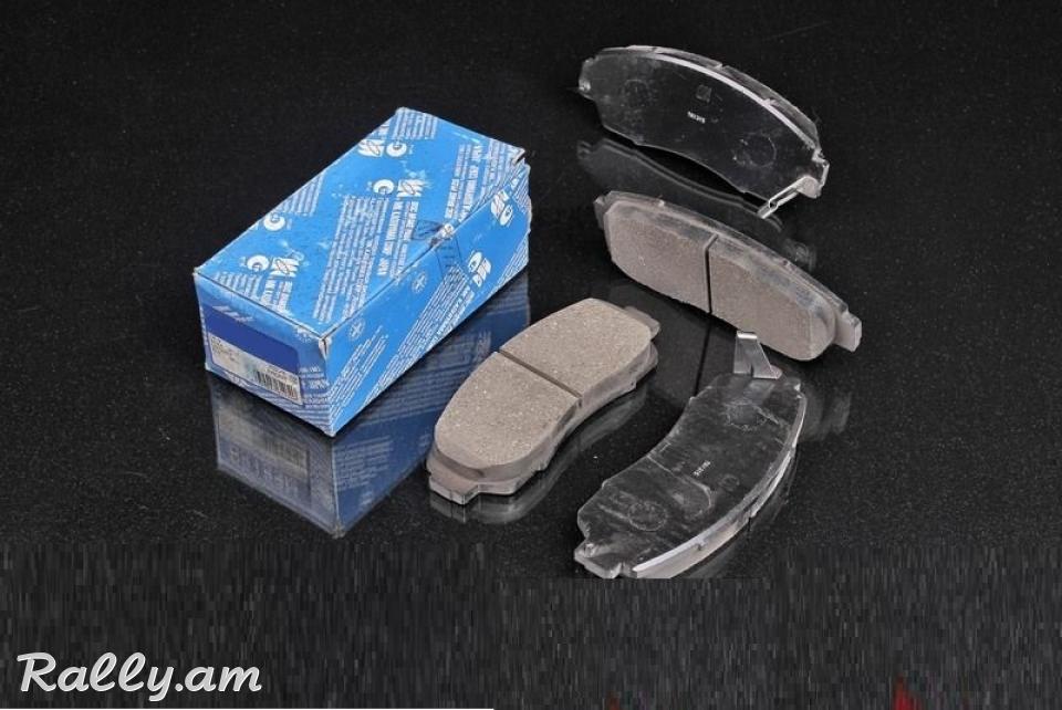 ACURA TLX արգելակման կոճղակ դիմացի, Колодки тормозные передние. 1016