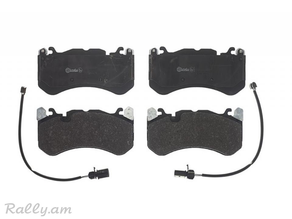 AUDI RS6 արգելակման կոճղակ դիմացի, Колодки передние. 0747