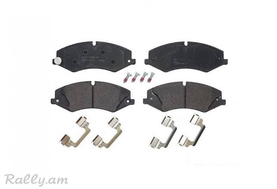 LAND ROVER արգելակման կոճղակ դիմացի, Колодки передние. 1512