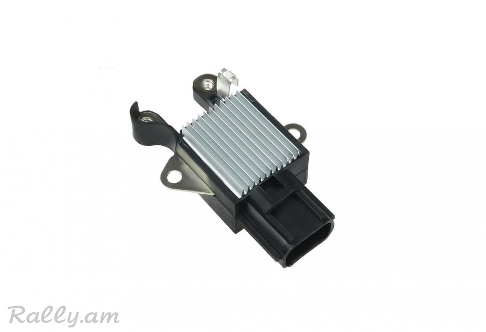 VOLVO V50 դինամոյի զարյատկի ռելե, регулятор генератора.11710
