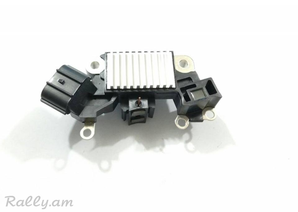 NISSAN XTERRA դինամոյի զարյատկի ռելե, регулятор генератора.7385