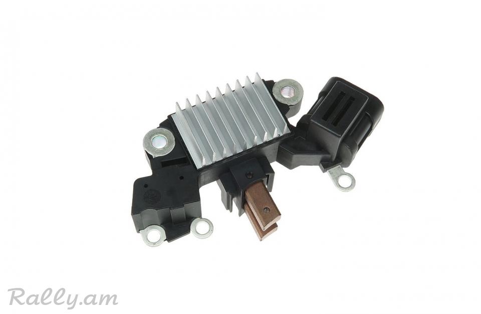 NISSAN SUNNY դինամոյի զարյատկի ռելե, регулятор генератора. 7312