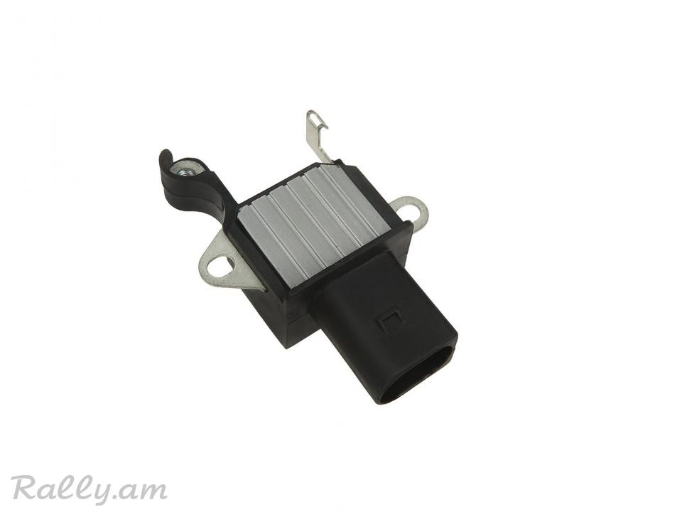 BMW F20 F22 F30 F36 դինամոյի զարյատկի ռելե, регулятор генератора.11777