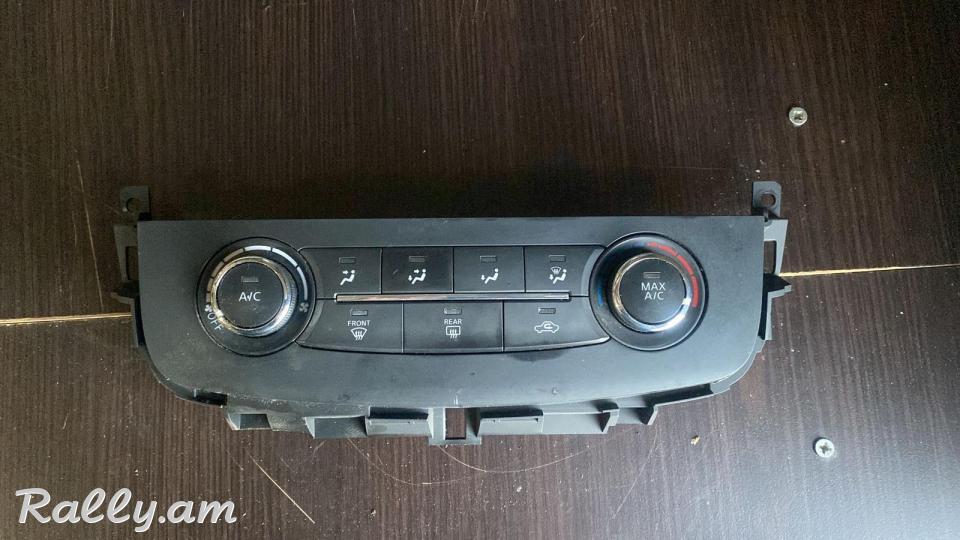 Nissan Altima 2,0 Climat Control փեջի կարգավորիչ Օրգինալ