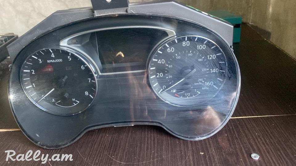 Nissan Altima արագության պրիբոր օրիգինալ