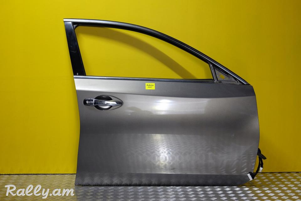 Nissan Altima Դիմացի աջ կողմի դուռ Օրգինալ 2015-2019