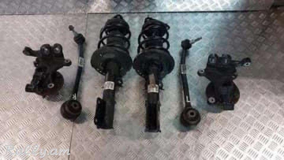 FORD MUSTANGI RADYATR 