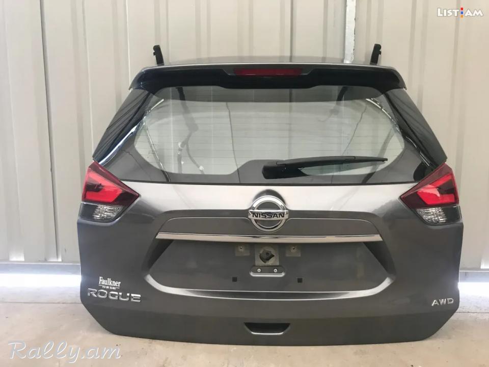 Nissan Rogue 2017-2021 բագաժնիկ