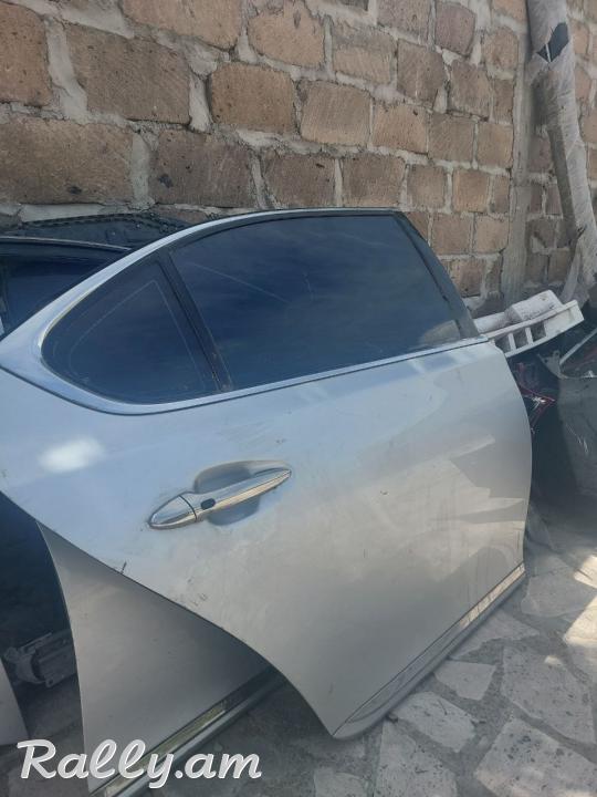Lexus LS 460 հետևի աջ դուռ 