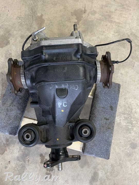 Infiniti EX35 հետևի Մոստ րեդուկտր