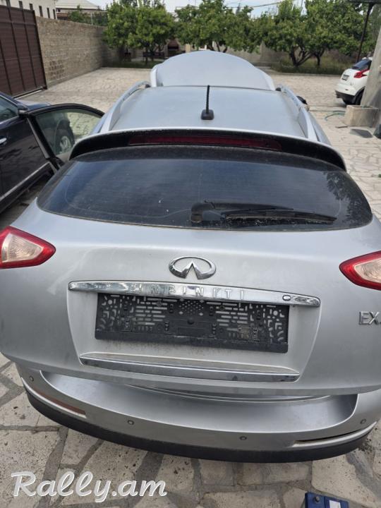 Infiniti EX35 բագաժնիկ, բեռնախցիկ