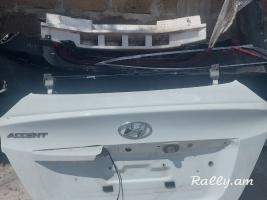 Hyundai Accent bagajnik բագաժնիկ