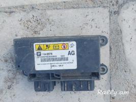 Блок управления Air Bag Chevrolet Cruze J300