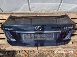 Lexus LS 460 բագաժնիկ
