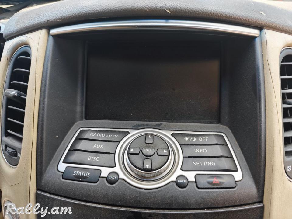 Infinity EX35 Մագնիտաֆոն