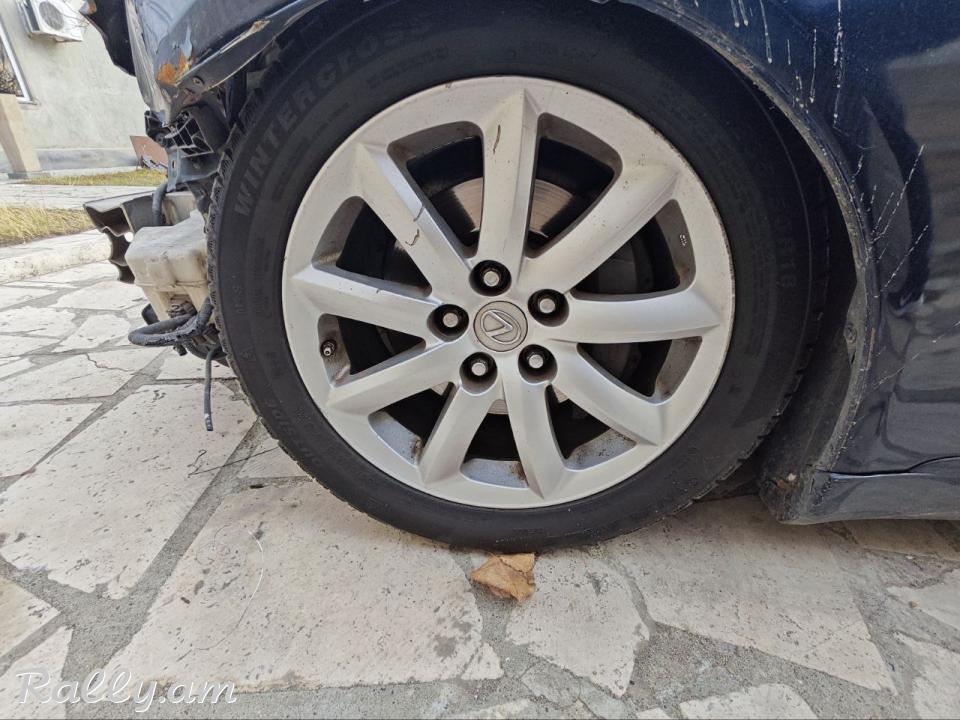 Lexus LS460 Անվադող իր անվահեծերով օրիգինալ 