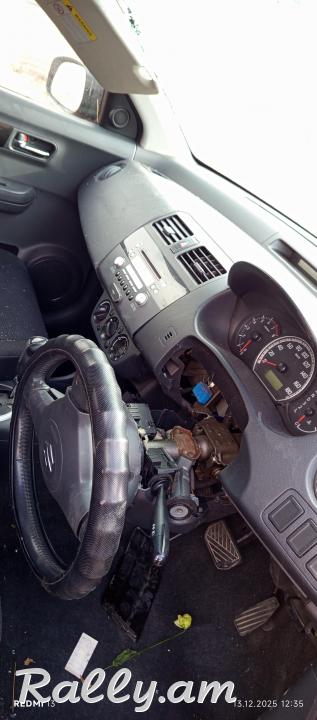 Suzuki swift 2005 թ քանդոց