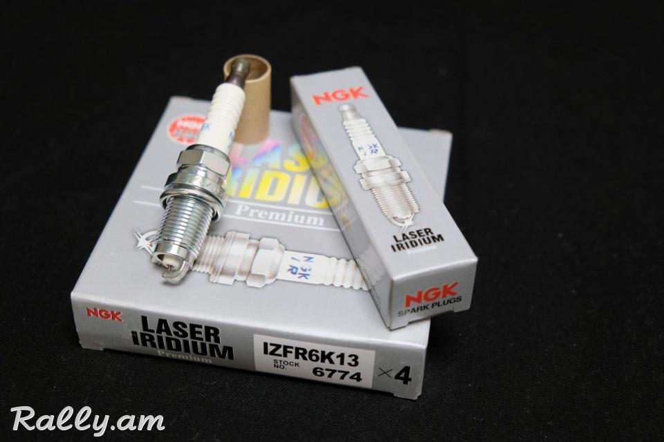 Made in japan original 100% ngk laser iridium svecha 9807B-56A7W IZFR6K-13 HONDA