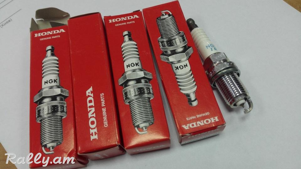 Made in japan original 100% ngk double iridium svecha 12290-RB0-J01 DIFR6D-13 HONDA