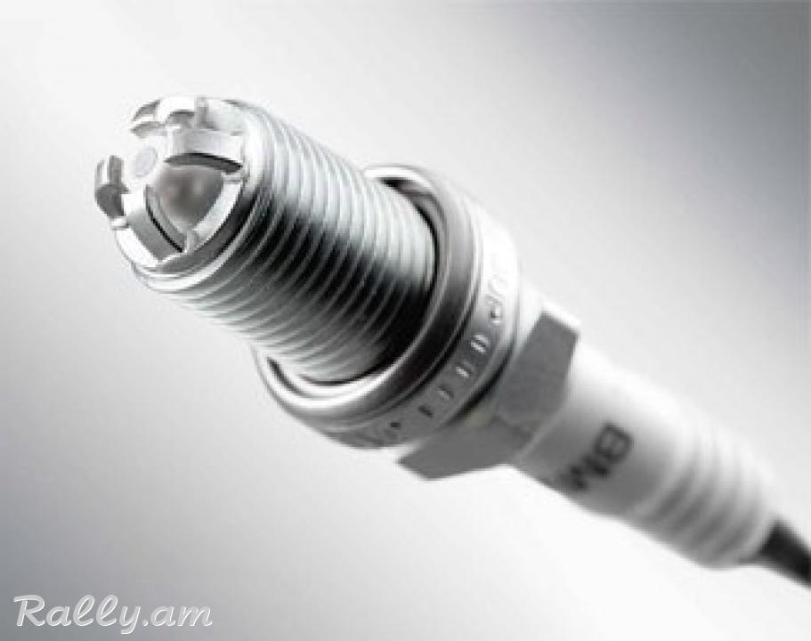 Made in Japan original bmw group NGK laser platinum 12120037607