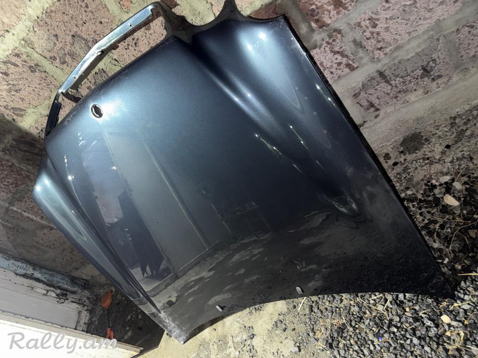 W208 դիմացի շիթ ֆառ աբլիցովկա կապոտ