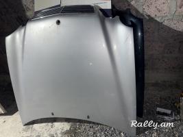 W208 օրիգինալ կապոտներ